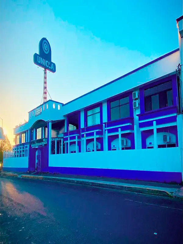 Carrusel Plantel Uruapan Bugambilias